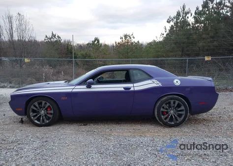 2013 Dodge Challenger Srt8 from USA, damaged, VIN 2C3CDYCJ5DH708559